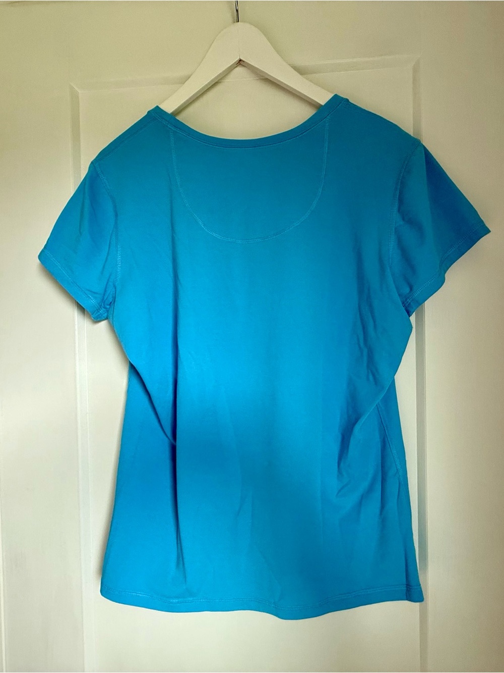 Nike Women's Turquoise Short Sleeve Performance Tee - Picture 4 of 5